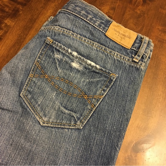 Abercrombie & Fitch Emma Jeans - Picture 2 of 12